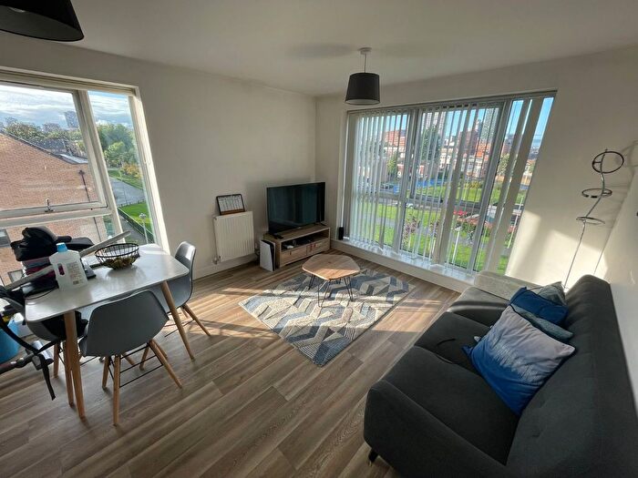 1 Bedroom Flat To Rent In Cadbury House, St. Lukes Road, Birmingham, West Midlands, B5