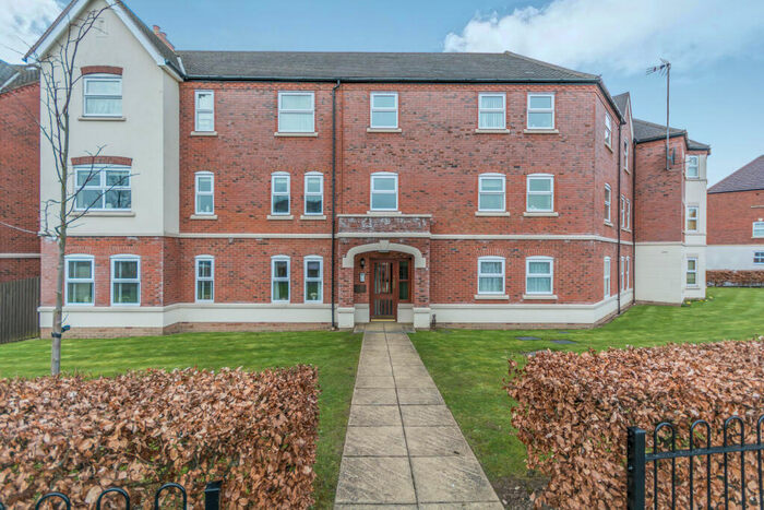 2 Bedroom Apartment To Rent In St. Francis Drive, Kings Norton, B30