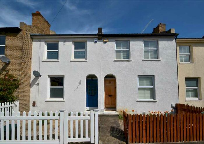 2 Bedroom Terraced House To Rent In Aylesbury Road, Bromley, BR2