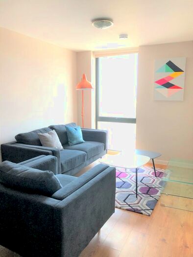 2 Bedroom Flat To Rent In Jesse Hartley Way, Liverpool, L3