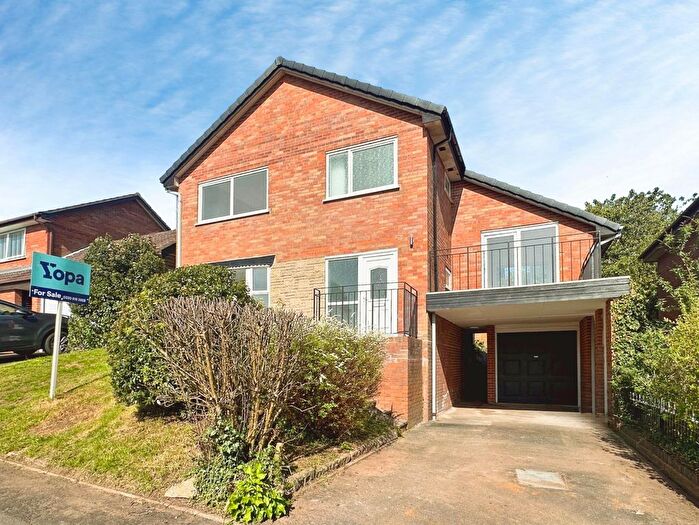 4 Bedroom Detached House For Sale In Huntsmans Close, Bridgnorth, WV16