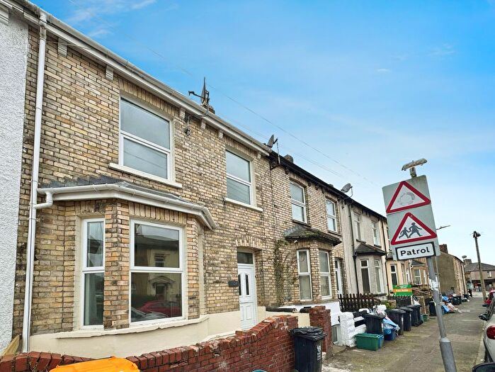 4 Bedroom Property To Rent In Fairoak Avenue, Newport, NP19