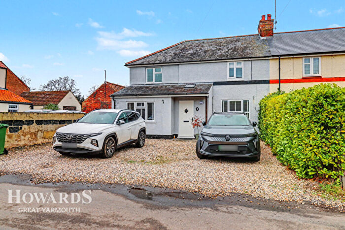 5 Bedroom End Of Terrace House For Sale In Tower Road, Repps With Bastwick, NR29