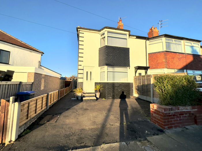 2 Bedroom End Of Terrace House To Rent In Valeway Avenue, Thornton-Cleveleys, Lancashire, FY5