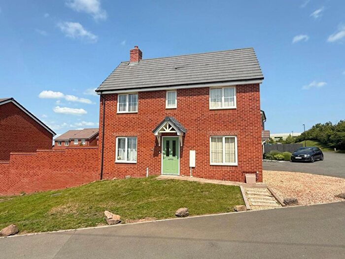 3 Bedroom Detached House For Sale In Stretton Close, Rugby, CV23