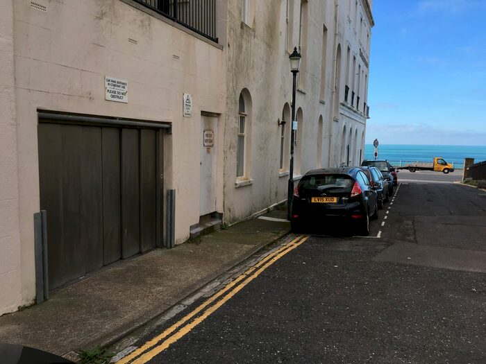 Garage / Parking To Rent In Marine Parade, Brighton, BN2