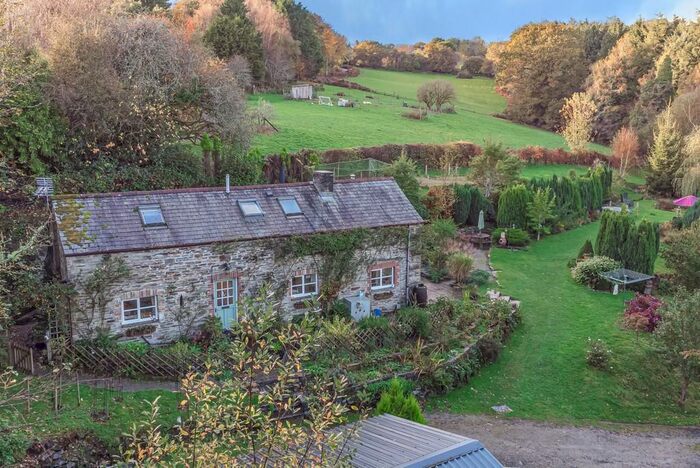 2 Bedroom Barn Conversion For Sale In Scrub Tor, PL19