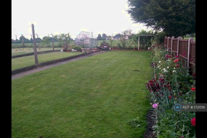 3 Bedroom Semi-Detached House To Rent In Withcote Avenue, Leicester, LE5