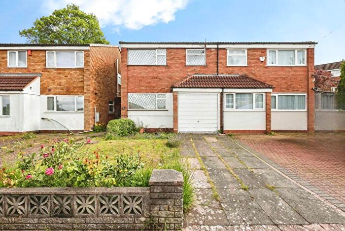 4 Bedroom Semi Detached House For Sale In Wellman Croft, Birmingham, West Midlands, B29
