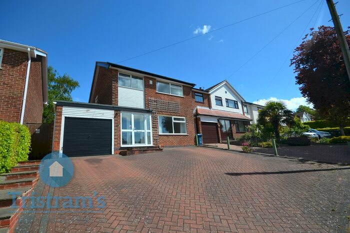 4 Bedroom Detached House To Rent In Greythorn Drive, West Bridgford, Nottingham, NG2
