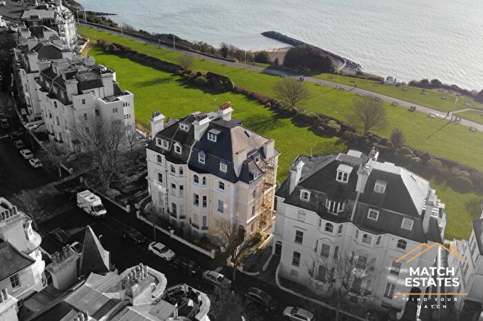 3 Bedroom Apartment For Sale In Clifton Crescent, Folkestone, Kent, CT20