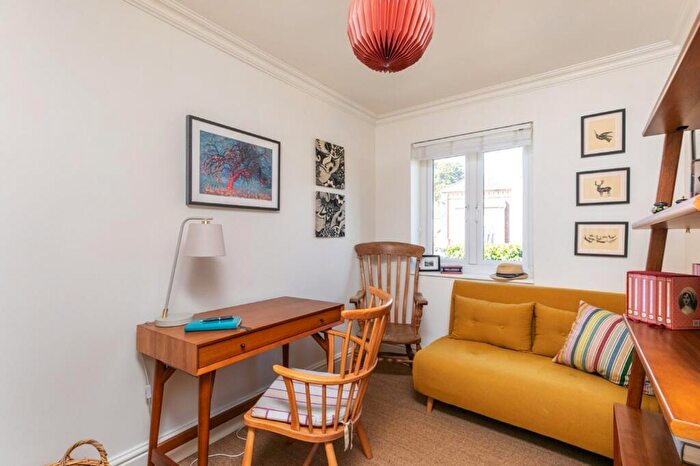 2 Bedroom End Of Terrace House To Rent In Highfield Terrace, Winchester, SO22