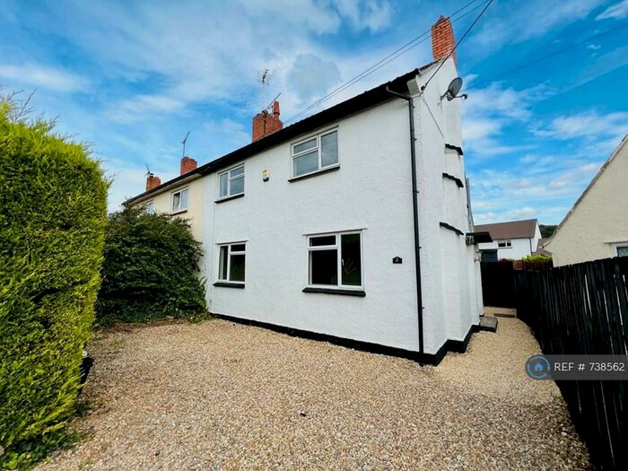 3 Bedroom Semi-Detached House To Rent In Westacre Road, Cheddar, BS27