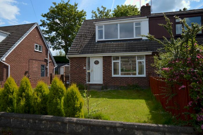2 Bedroom Semi-Detached Bungalow To Rent In Coupe Grove, Normanton, WF6