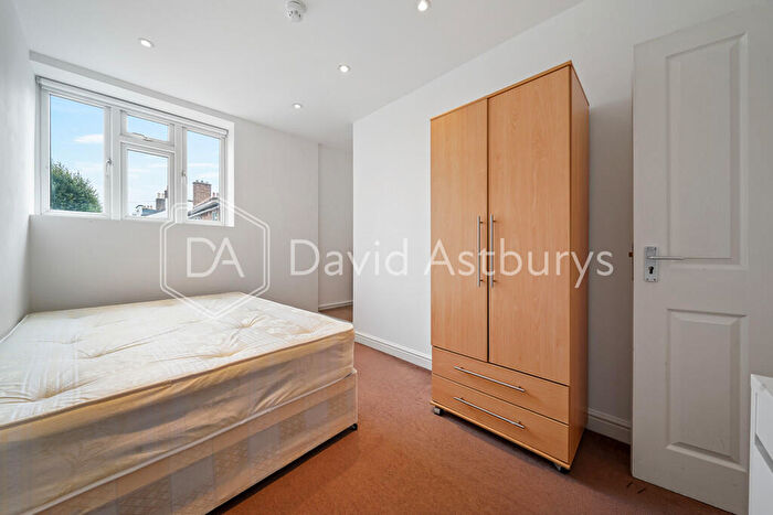 4 Bedroom Apartment To Rent In St. John's Way, Archway Road, London, N19