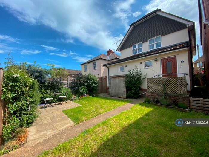 1 Bedroom Maisonette To Rent In Madrid Road, Guildford, GU2