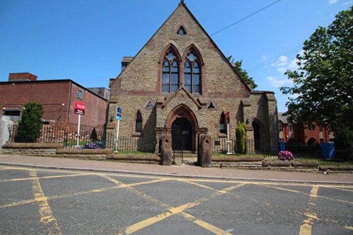 2 Bedroom Flat To Rent In Meribel Square, Prescot, L34