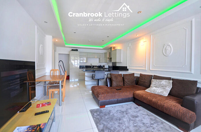 2 Bedroom Semi Detached House To Rent In Atherton Road, Ilford, IG5