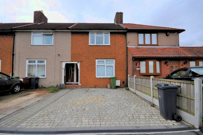 2 Bedroom Terraced House To Rent In Coote Road, Dagenham, RM8