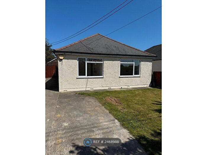 3 Bedroom Bungalow To Rent In Molyneux Road, New Milton, BH25