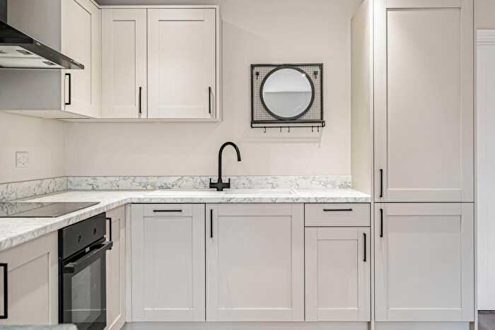 1 Bedroom Apartment For Sale In Kent Road, Orpington, BR5