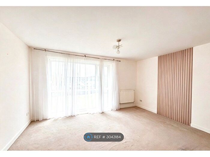 1 Bedroom Flat To Rent In Port Dinorwic Marina, Y Felinheli, LL56