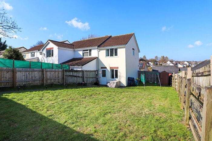 2 Bedroom End Terrace House For Sale In Webber Close, Ogwell, TQ12