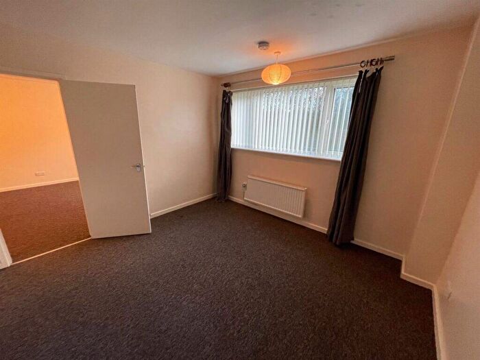 1 Bedroom Flat To Rent In Foxcroft Close, Leicester, LE3