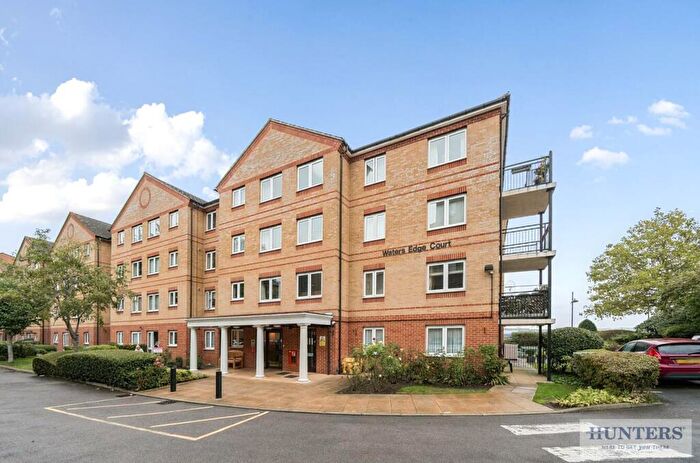 1 Bedroom Retirement Property For Sale In Wharfside Close, Erith, DA8