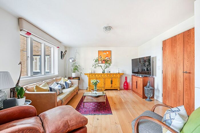 3 Bedroom Flat To Rent In Lanherne House, SW20