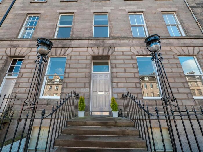 1 Bedroom Flat To Rent In York Place, Edinburgh, EH1