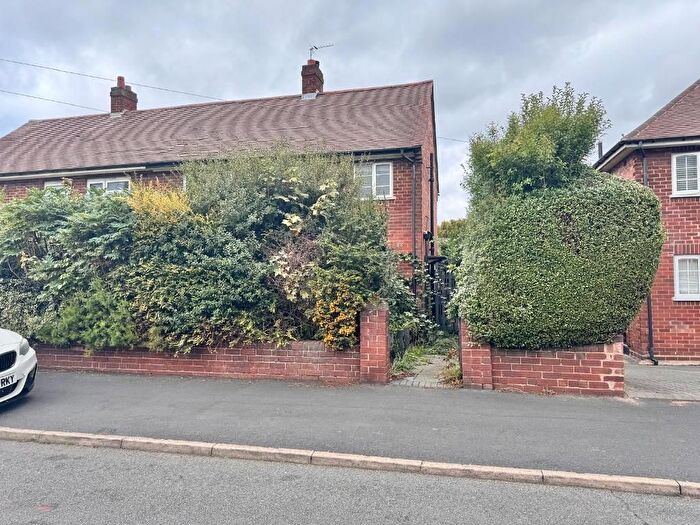 3 Bedroom Semi Detached House For Sale In Lime Road, Wednesbury, West Midlands, WS10