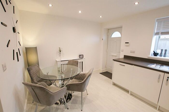 2 Bedroom Semi-Detached House For Sale In Bryndale Close, Bircotes, Doncaster, DN11