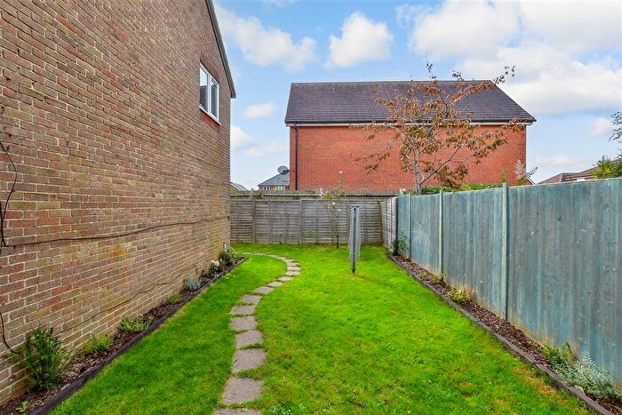 3 Bedroom Semi-detached House For Sale In Churchwood Drive, Tangmere, Chichester, West Sussex, PO20