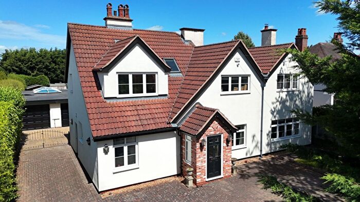 5 Bedroom Detached House For Sale In Weeping Cross, Stafford, ST17