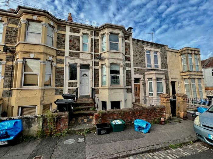 1 Bedroom Flat To Rent In Gilbert Road, Redfield, Bristol, BS5