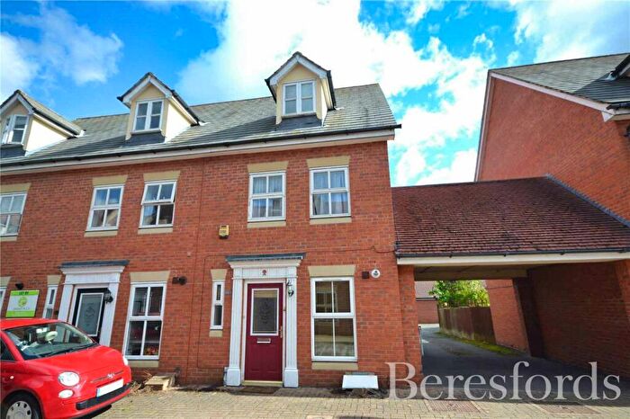 3 Bedroom End Of Terrace House For Sale In Hatcher Crescent, Colchester, CO2