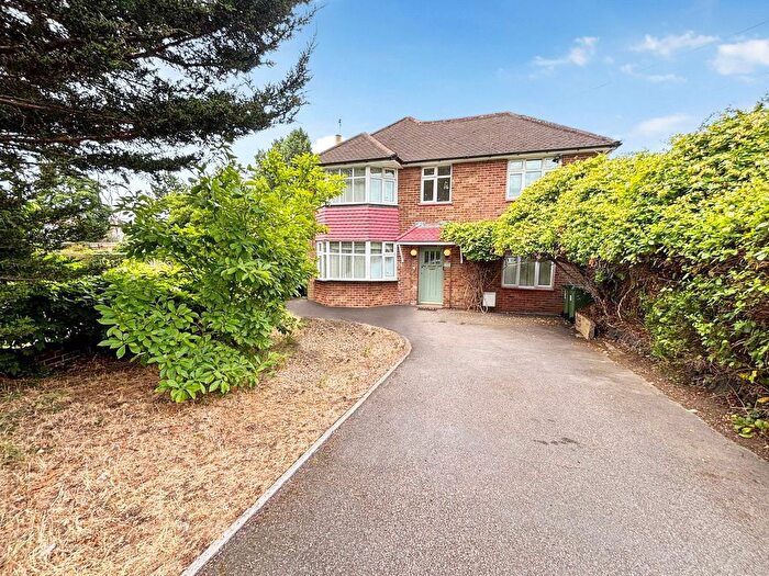 5 Bedroom Detached House For Sale In Crofton Avenue, Bexley, DA5