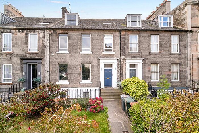 1 Bedroom Flat For Sale In / Portland Street (Garden Flat), Edinburgh, EH6