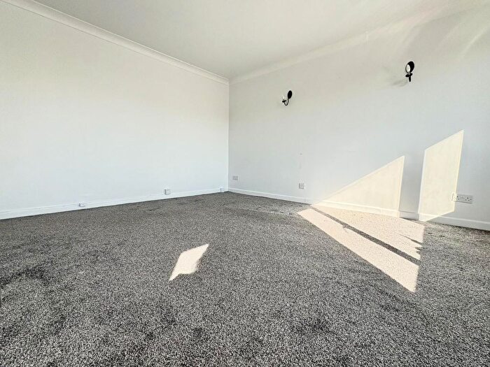 1 Bedroom Flat To Rent In Dorking Crescent, Portsmouth, PO6