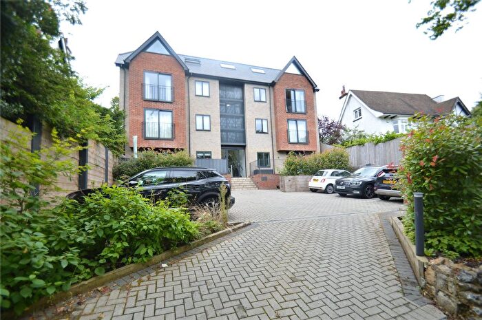 2 Bedroom Flat To Rent In The Drive, Coulsdon, CR5