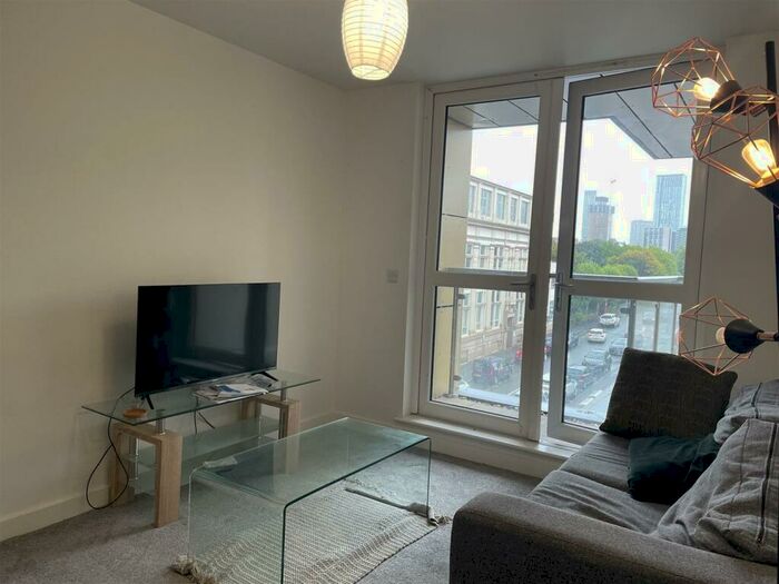 3 Bedroom Apartment To Rent In Adelphi Street, Salford, M3
