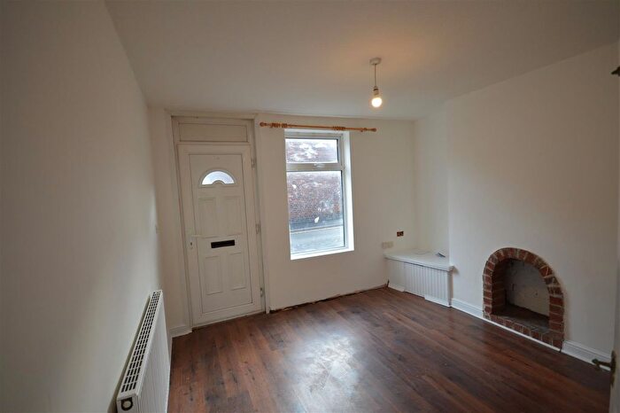 3 Bedroom Terraced House To Rent In Little Bargate Street, Lincoln, LN5