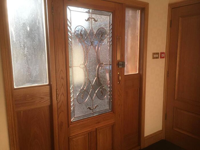2 Bedroom Apartment To Rent In Victoria Road, Burton-On-Trent, DE14