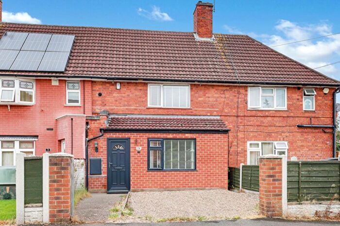 2 Bedroom Terraced House For Sale In Seaton Crescent, Nottingham, NG8