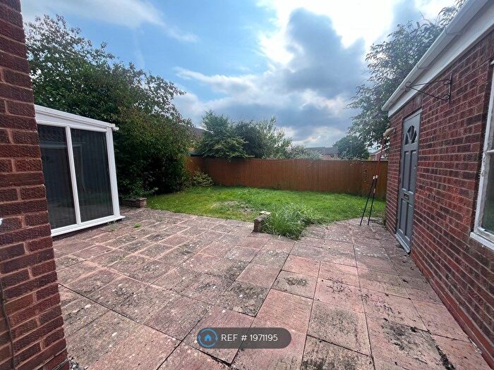 2 Bedroom Semi-Detached House To Rent In Seymour Road, Alcester, B49