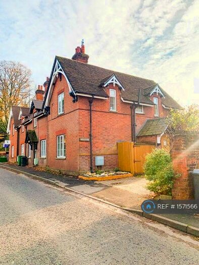 3 Bedroom End Of Terrace House To Rent In Coppice Hill, Bishops Waltham, Winchester, SO32