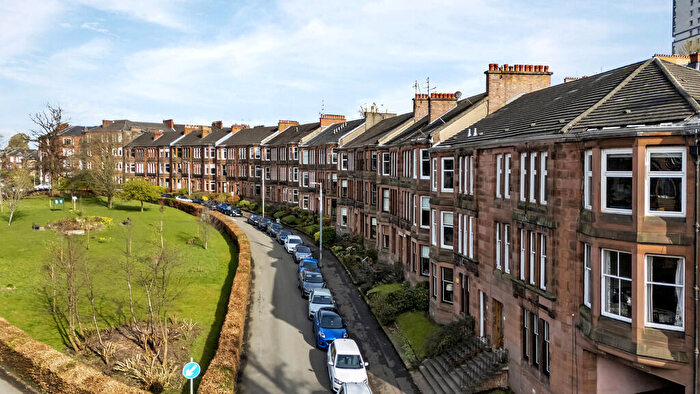 2 Bedroom Flat For Sale In Marlborough Avenue, Broomhill, G11