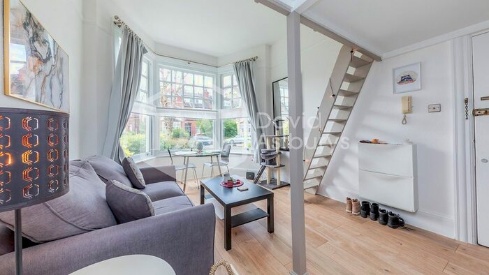 Studio To Rent In Princes Avenue, Muswell Hill, London, N10