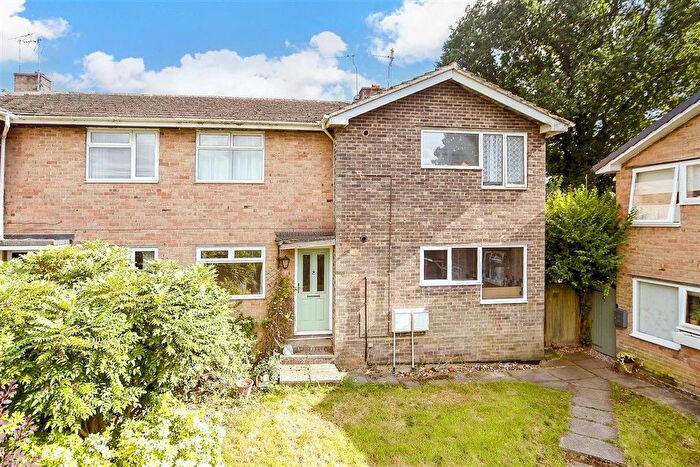 2 Bedroom Maisonette For Sale In High Trees, Haywards Heath, West Sussex, RH16